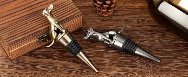 2aedb66bdf8c41c751c35d37706ae081 Bouchon de bouteille chien - bouchon à vin doré