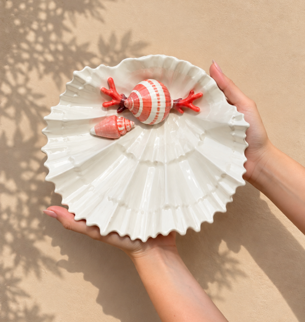 Assiette coquillage corail rouge